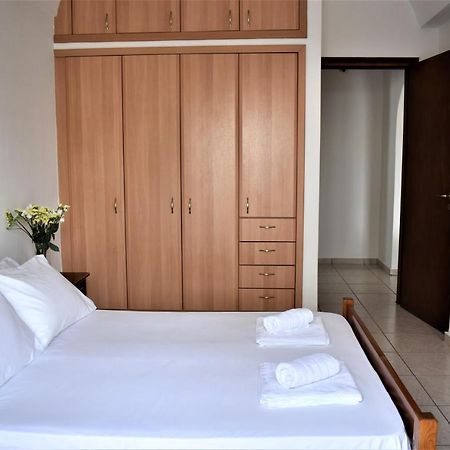 Emorfia Apartment Kamári المظهر الخارجي الصورة