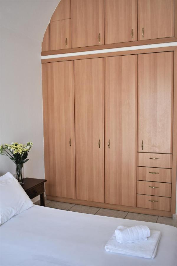 Emorfia Apartment Kamári المظهر الخارجي الصورة