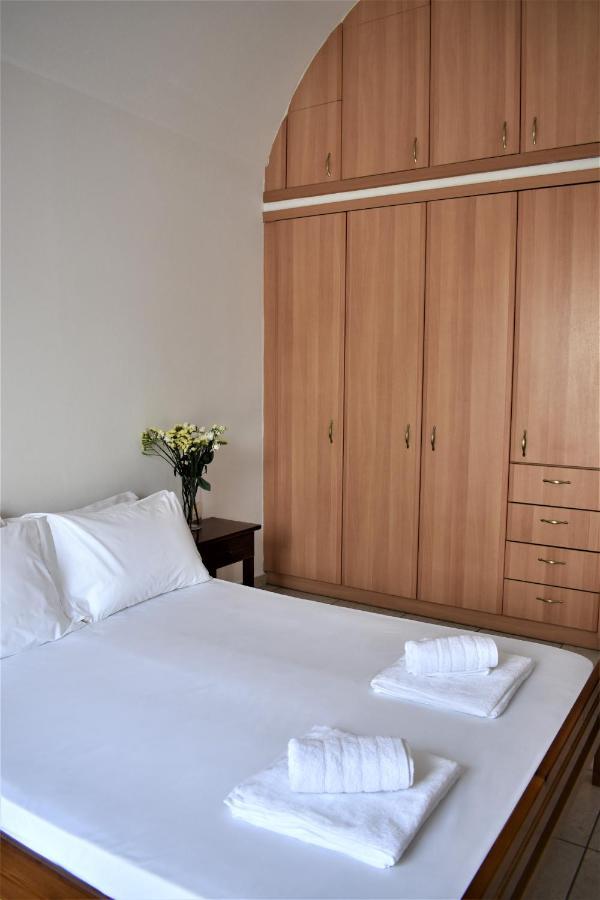 Emorfia Apartment Kamári المظهر الخارجي الصورة