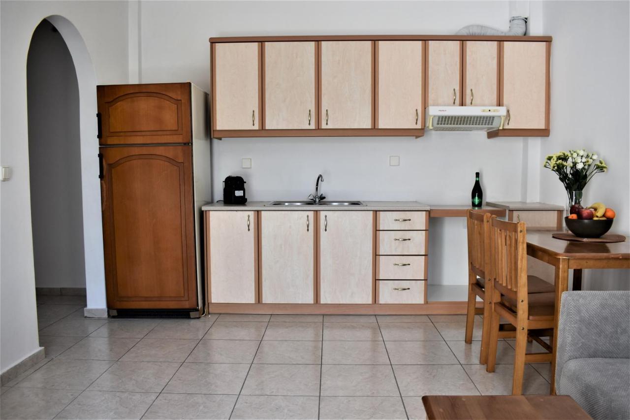 Emorfia Apartment Kamári المظهر الخارجي الصورة
