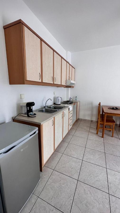 Emorfia Apartment Kamári المظهر الخارجي الصورة